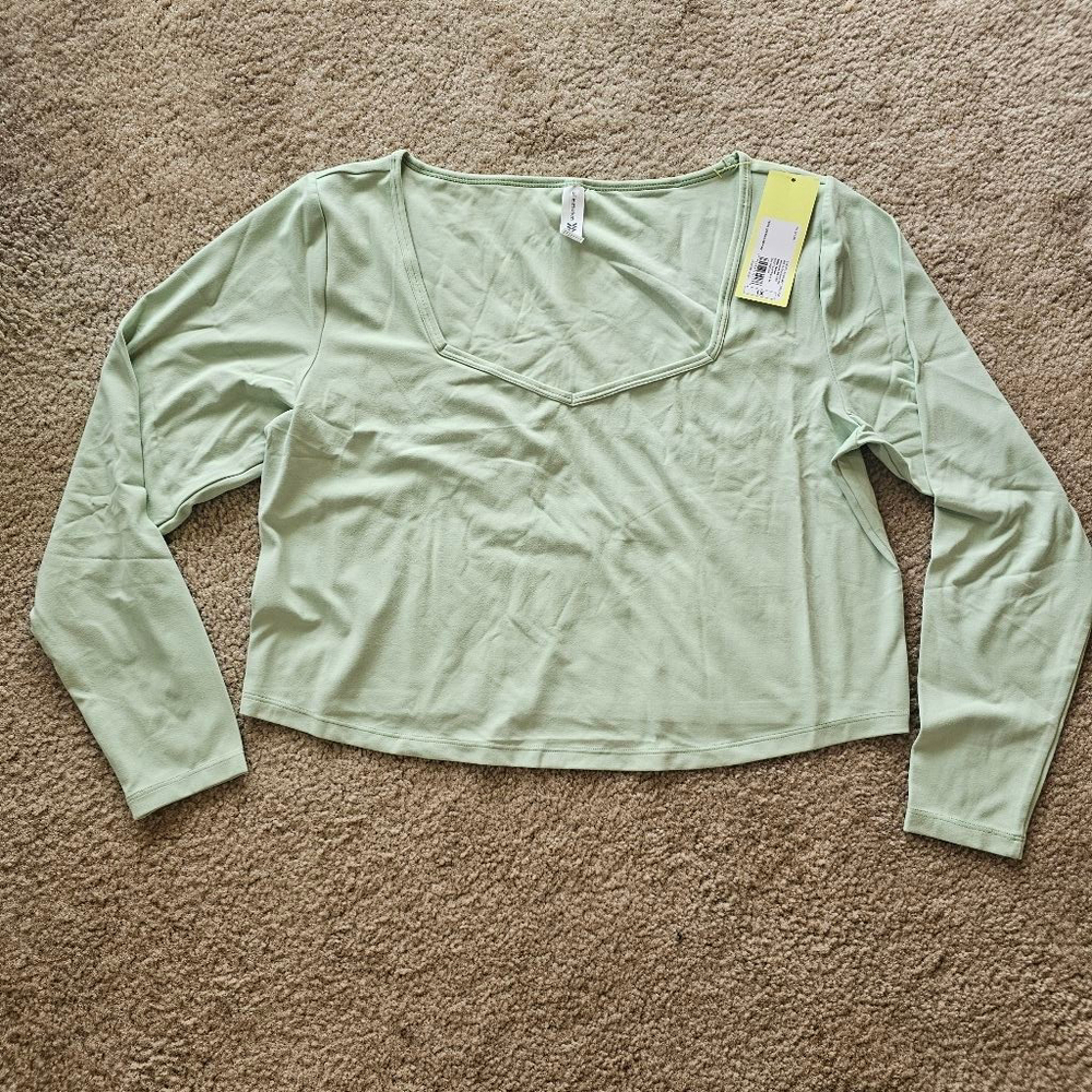 All in Motion Light Green Long Sleeve Tee Plus Size 3X